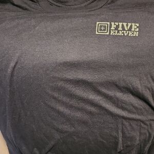 5.11 Tactical Black T-Shirt with Olive Green Pineapple Skulls Mens Large